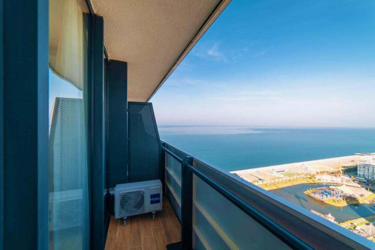 Orbi City Sea View Aparthotel Batum Dış mekan fotoğraf